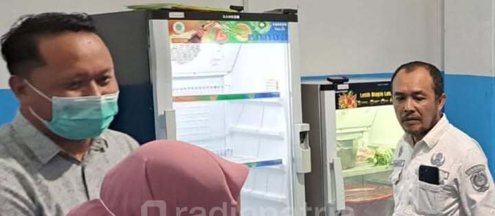 Dinas Kesehatan Tulungagung Temukan Obat dan Minuman Bermasalah di SPPG Pakisrejo