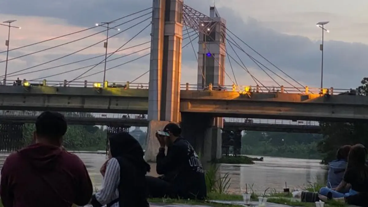 Eksplorasi Taman Brantas Kediri: Ruang Publik Bersejarah dengan Pesona Alam