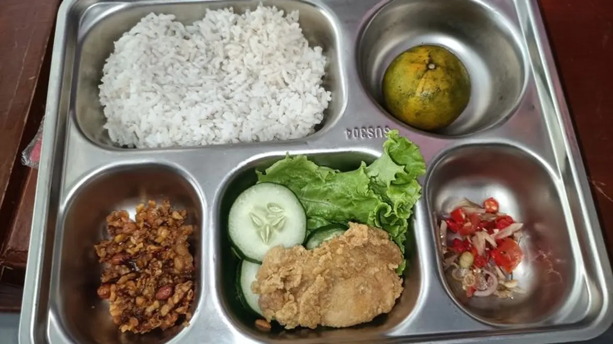 Inovasi Prasmanan dalam Program Makan Bergizi Gratis: Tantangan dan Harapan di Blitar