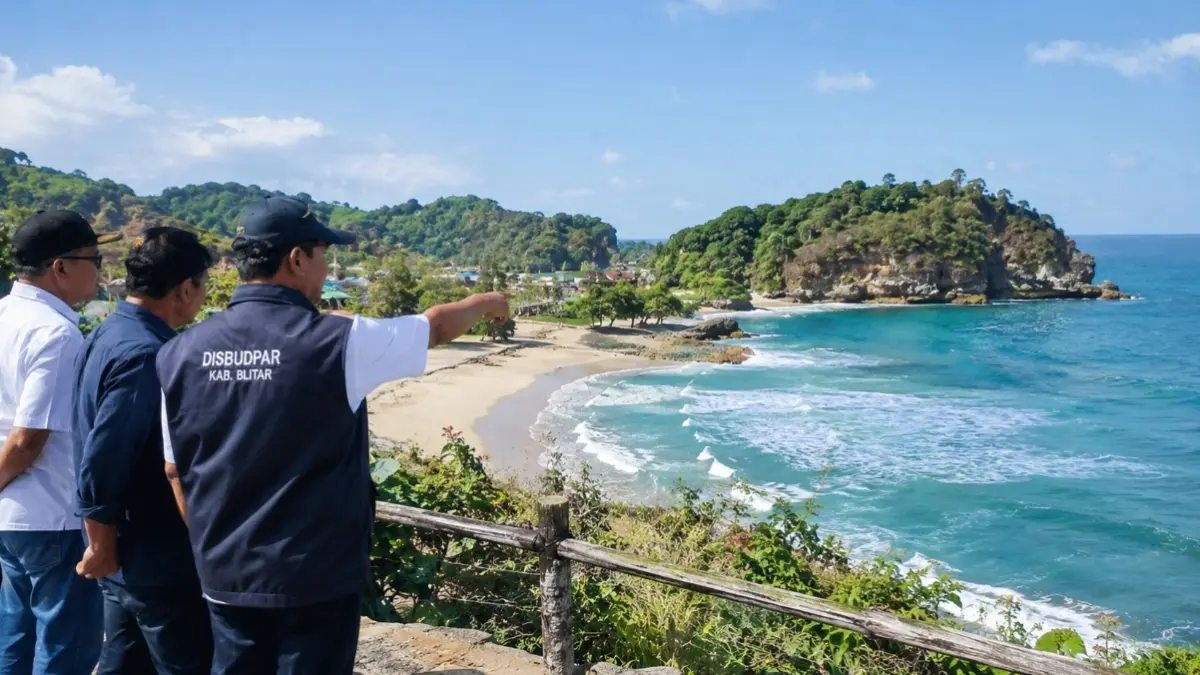 Investasi Wisata Pantai: Kesempatan Emas bagi Blitar Selatan dan UMKM