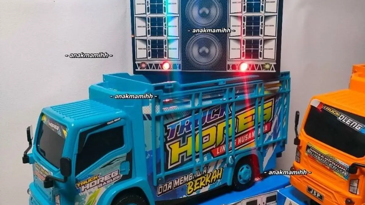 Kejadian Tak Terduga di Sound Horeg Mini: Truk Pengangkut Sound System Terguling di Tanjakan Curam
