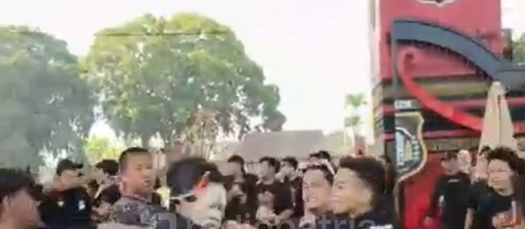 Kericuhan Dalam Lomba Baris-Berbaris Di Blitar: Kesalahpahaman Antar Peserta