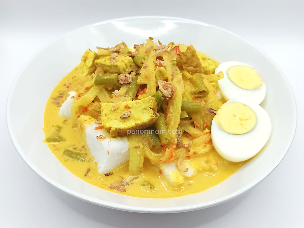 Lontong Sayur Blitar: Sarapan Klasik yang Selalu Menggugah Selera