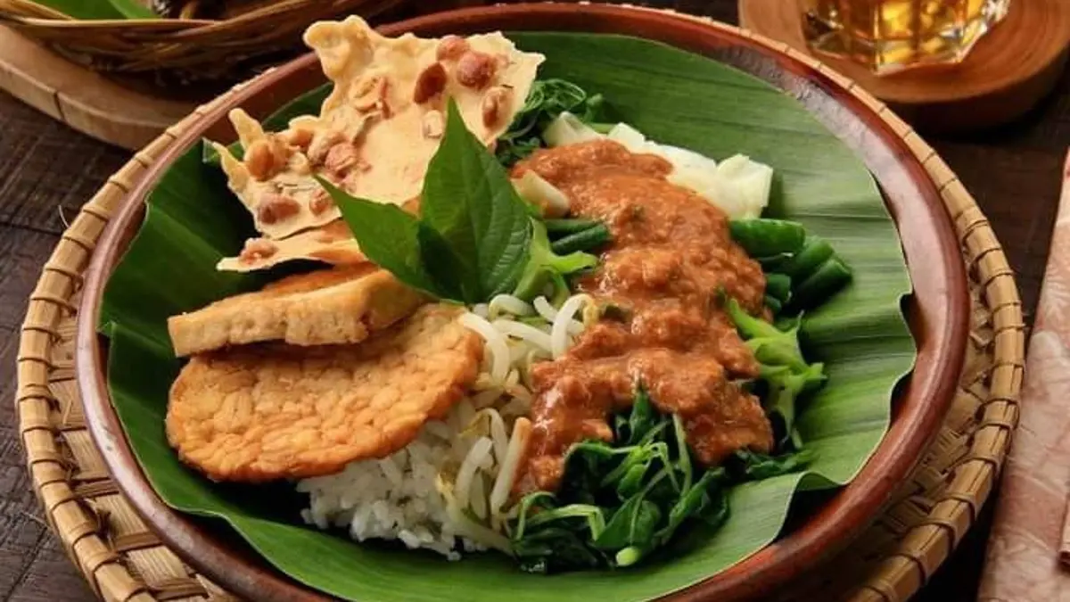 Menelusuri Kuliner Legendaris Malang: 10 Makanan yang Wajib Dicoba Wisatawan
