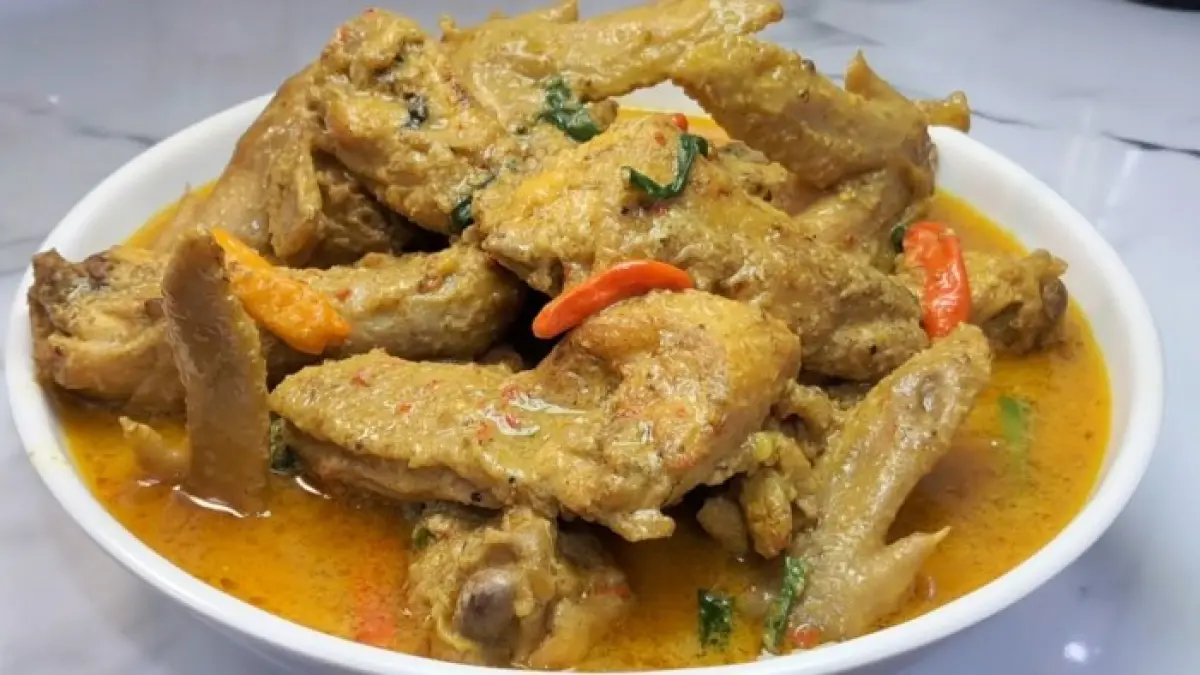 Menggugah Selera: Resep Ayam Lodho Khas Jawa Timuran yang Wajib Dicoba di Blitar