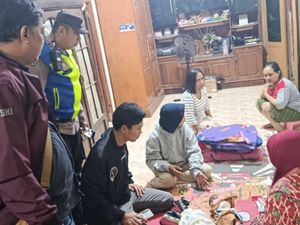 Misteri Penemuan Bayi Perempuan di Srengat: Orang Tua Dalam Pencarian