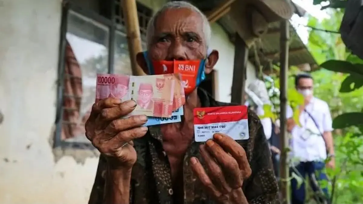 Panduan Cek Status Bansos di Blitar Melalui HP: Ketahui PKH dan PBI JK Anda