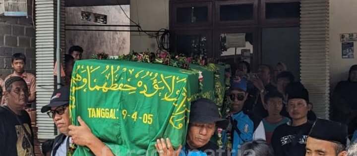 Pemakaman Sukardi, Korban Kapal Virgo Transport 8, Menjadi Momen Haru bagi Masyarakat Majan Kedungwaru