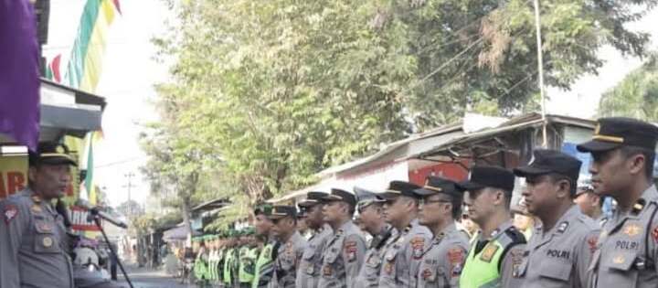 Pengamanan Ketat untuk Tradisi Siraman Gong Kyai Pradah di Blitar