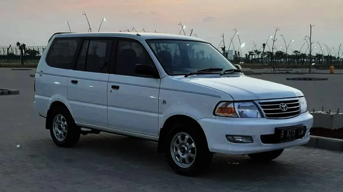 Pilihan Kijang Kapsul Terjangkau, Solusi Mobil Bekas untuk Warga Blitar