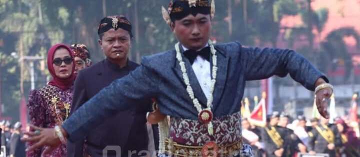 Pisowanan Agung: Peringatan Hari Jadi Blitar ke-702 yang Menguatkan Persatuan dan Budaya Lokal