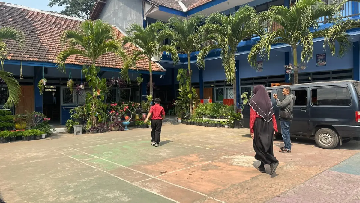 SPPG Di-suspend Menunggu Hasil Laboratorium Terkait Dugaan Keracunan Makanan di Blitar