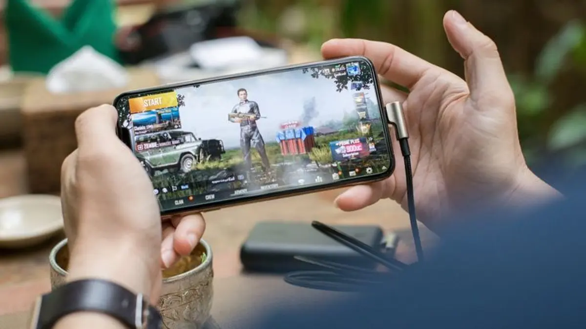 Tecno Pova 8 Pro 5G: Smartphone Gaming All-Rounder yang Siap Mengguncang Pasar Blitar
