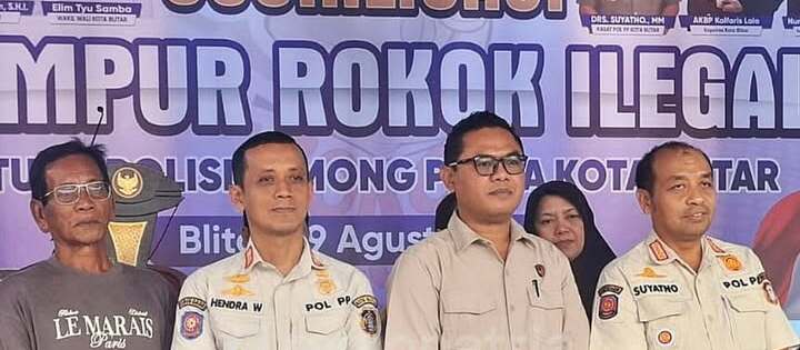 Tindakan Tegas Terhadap Penjualan Rokok Ilegal di Kota Blitar: Sosialisasi bagi PKL