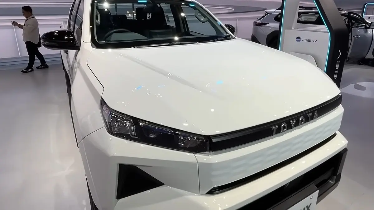 Toyota Hilux Terbaru: Generasi Kesembilan Tanpa Varian Hybrid di Indonesia