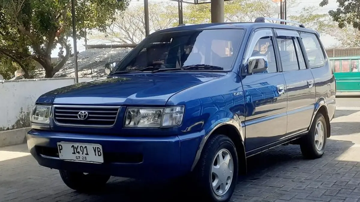 Toyota Kijang LGX Diesel 2004 Last Edition Dijual Rp140 Juta, Dalam Kondisi Istimewa