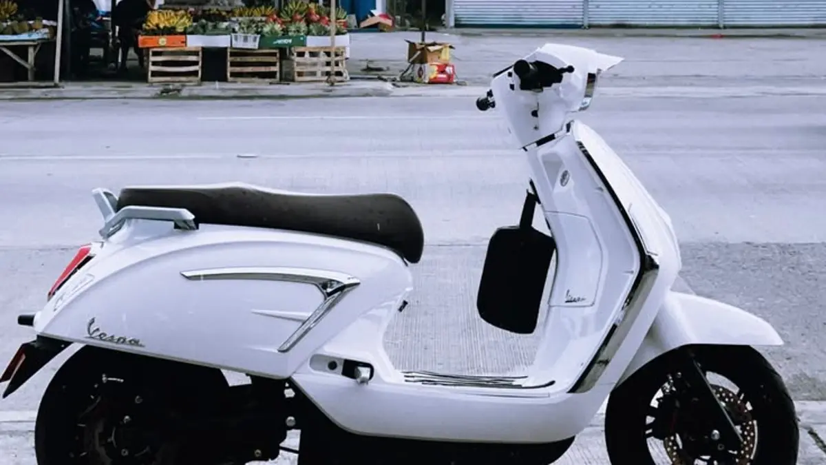 Vespa Listrik 2027 Mulai Rp9 Jutaan: 10 Pilihan Motor Retro untuk Masyarakat Blitar