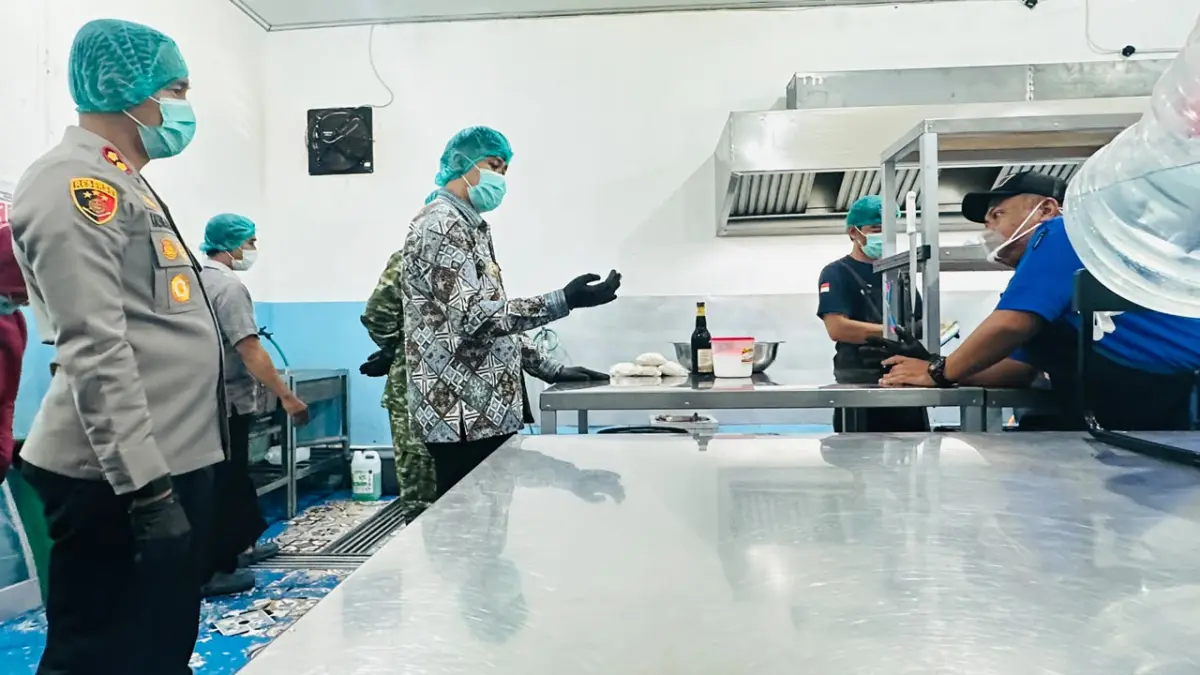 Wali Kota Blitar Tinjau SPPG untuk Cegah Keracunan Makanan Pasca MBG