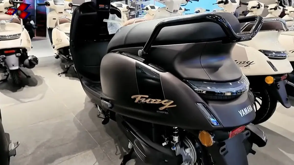 Yamaha Mio Fuzzy 125: Skutik Retro Modern Siap Menggoda Pengendara Blitar dengan Harga Rp21 Jutaan