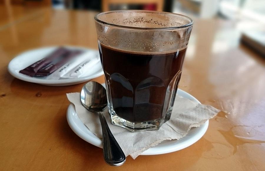 Kopi tubruk khas indonesia