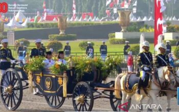 Kereta Kencana Garuda Prabayaksa Antar Bendera Pusaka dan Teks Proklamasi ke Istana Merdeka
