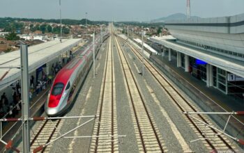 KCIC Batalkan Delapan Perjalanan Kereta Cepat Whoosh Usai Gempa Magnitudo 4,9 di Bekasi