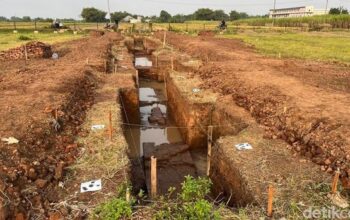 Pagar Selatan Candi Bhre Kahuripan di Mojokerto Ditemukan Dalam Ekskavasi