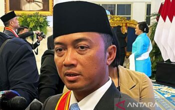 Presiden Prabowo Anugerahkan Tanda Jasa kepada 141 Penerima, Meningkat Dua Kali Lipat dari Tahun Lalu