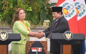 Prabowo Anugerahkan Bintang Republik Indonesia Adipurna kepada Presiden Peru Dina Boluarte