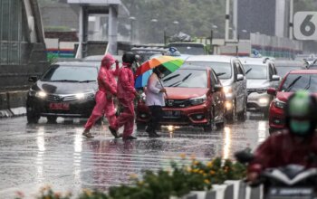 Cuaca Hujan di Indonesia, Waspada Potensi Petir dan Angin Kencang
