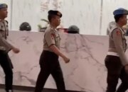 Brimob Polda Metro Jaya Dikenakan Sanksi Usai Tabrak Ojol, Kompol Kosmas Dipecat.