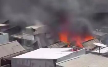 Kebakaran Hebat Melanda Pemukiman di Jakarta Barat, 1.129 Warga Mengungsi