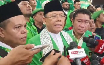 Mardiono Terpilih Aklamasi Sebagai Ketua Umum PPP di Muktamar ke-10 Meski Terjadi Kericuhan