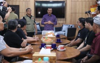 Pemerintah Bali Serahkan Santunan Rp45 Juta untuk Keluarga Korban Banjir