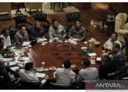 Presiden Prabowo Pimpin Rapat Terkait Pertanian, Energi, dan Infrastruktur di Hambalang