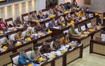 Penerimaan Pajak RI Hingga Juli 2025 Capai Rp990 Triliun, Turun 5,29 Persen dari 2024