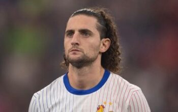 Rabiot Resmi Gabung AC Milan Setelah Tinggalkan Marseille