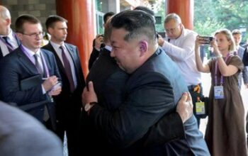 Putin dan Kim Jong Un Bertemu di Parade Militer China