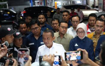 Menteri ESDM Pastikan Kualitas Pertalite di Jatim Baik, Jamin Stok BBM Aman Hingga Nataru